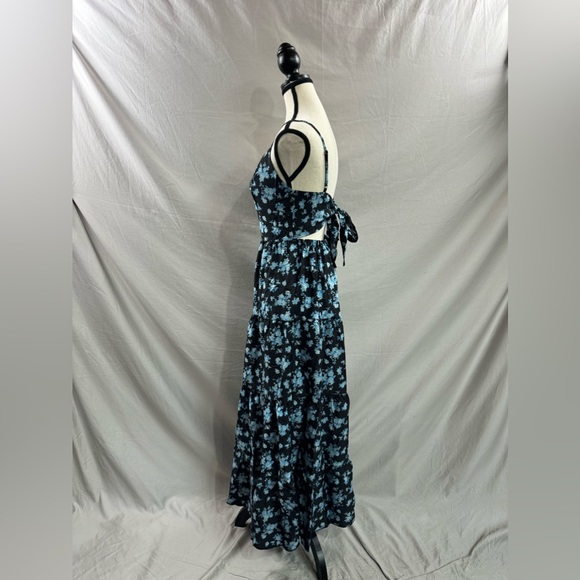 Boho Floral Printed Cami Maxi Dress - Picture 8 of 9